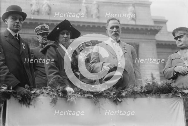 Gen. E. Nunez & Julia, between c1915 and c1920. Creator: Bain News Service.