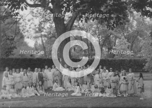 Halstead School, portrait photograph, 1916. Creator: Arnold Genthe.