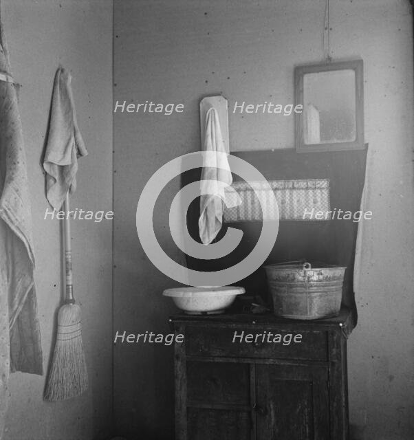 Another corner of Soper kitchen, Willow Creek area, Malheur County, Oregon, 1939. Creator: Dorothea Lange.