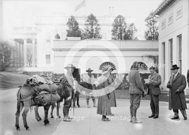 Los Angeles Hikers Who Brought White Plague Cure To President Wilson, at White House, 1914. Creator: Harris & Ewing.