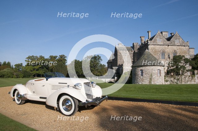 1935 Auburn 851 Speedster Artist: Unknown.