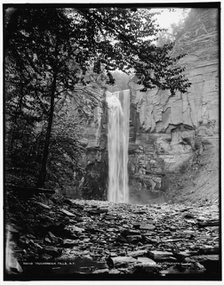 Taughannock Falls, N.Y., between 1890 and 1901. Creator: Unknown.