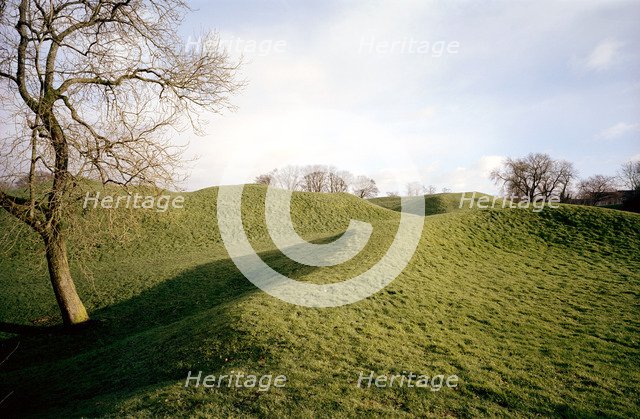 Roman amphitheatre in Cotswold Avenue, Cirencester, Gloucestershire, 2000. Artist: P Williams