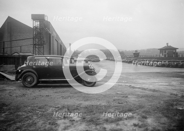 Cars at the Riley Motor Club Rally, Croydon Aerodrome, 25 April 1931. Artist: Bill Brunell.