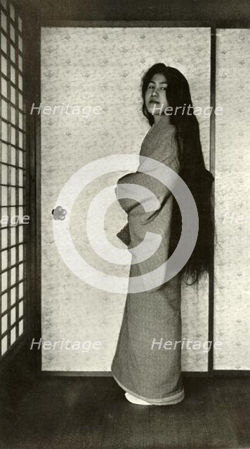 'En Deshabille', 1910. Creator: Herbert Ponting.