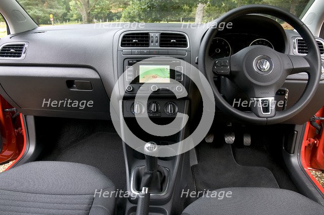 2011 Volkswagen Polo SEL 1.2 Tsi Artist: Unknown.