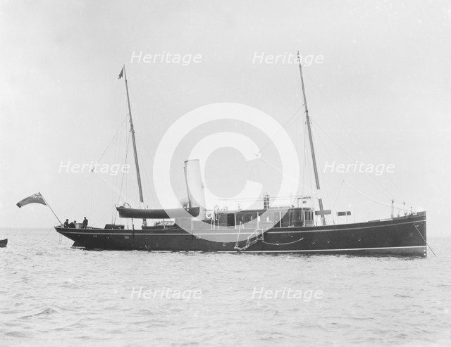 The steam yacht 'Oriana'. Creator: Kirk & Sons of Cowes.