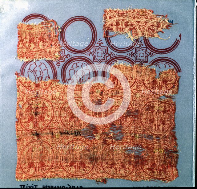  'Fabric with lions', made in silk and gold, Pallia rotata type, made with a bow loom, Hispano-Ar…