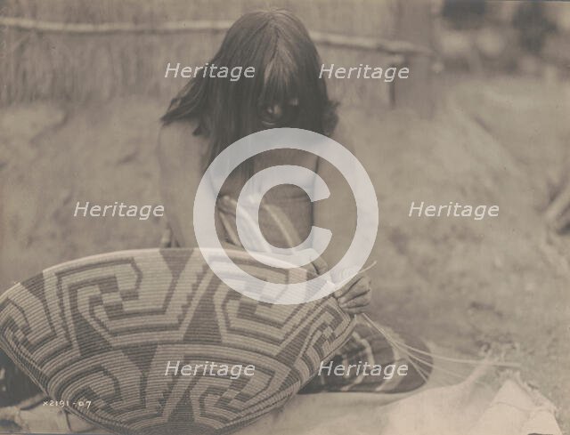 Havachach weaving (Maricopa Tribe, Arizona), 1907 Creator: Edward Sheriff Curtis.
