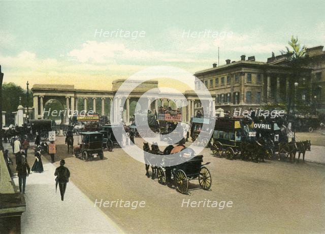 'Hyde Park Corner', c1900s.  Creator: Eyre & Spottiswoode.
