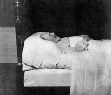 'King Edward VII, in His Last Sleep', 1910.Artist: Downey