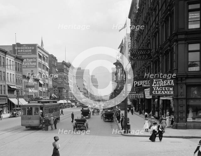 Woodward Ave., Detroit, Mich., c.between 1910 and 1920. Creator: Unknown.