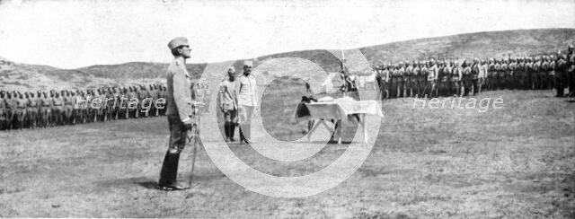 'Le debut des operations ; Le prince regent de Serbie adresse une allocutiona ses troupes, lors de l Creator: Unknown.