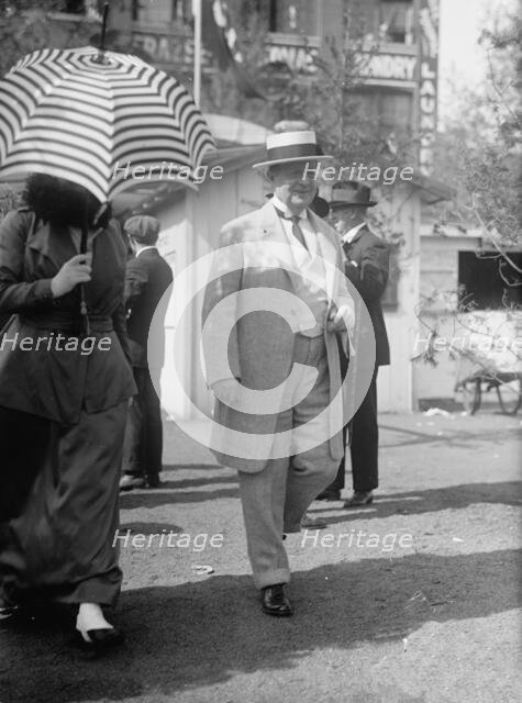 Newlands, Francis Griffith, Rep. from Nevada, 1893-1903; Senator, 1903-1917, Horse Show, 1917. Creator: Harris & Ewing.