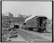Bergen tunnel, N.J., east, between 1890 and 1901. Creator: Unknown.