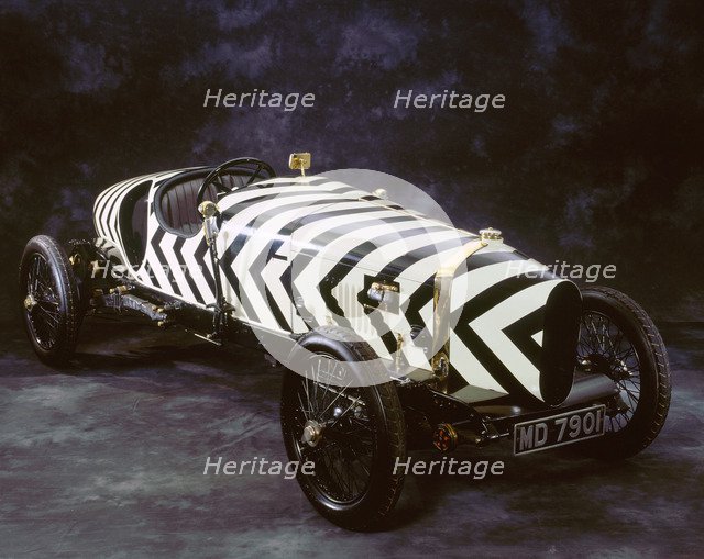 1918 Straker Squire X2. Artist: Unknown.