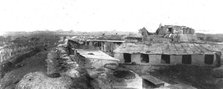 'La guerre moderne en Cameroun Nord ; un des forts allemands de Garoua, tel que le..., 1916. Creator: Unknown.