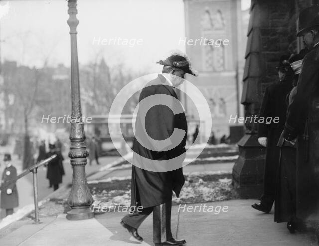 Cruz, Senor Don Anibal - His Funeral At St. Patrick's Church, 1910. Creator: Harris & Ewing.