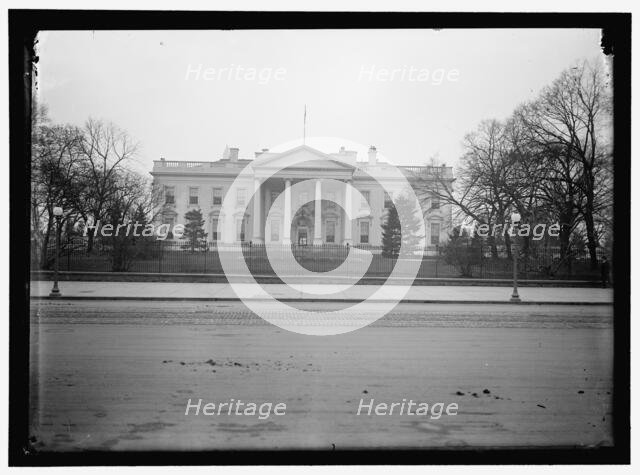 White House, between 1909 and 1923. Creator: Harris & Ewing.
