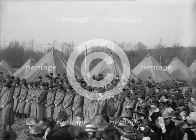 Woman's National Service School Under Woman's Section, Navy League, 1917. Creator: Harris & Ewing.