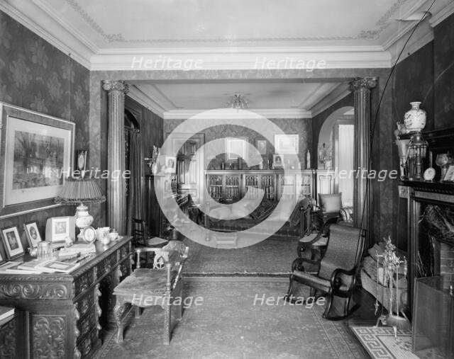 Residence of Hervie Wetzel, Detroit, Mich., between 1905 and 1915. Creator: Unknown.