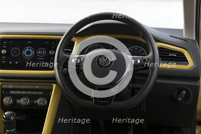 2017 Volkswagen T-Roc. Creator: Unknown.