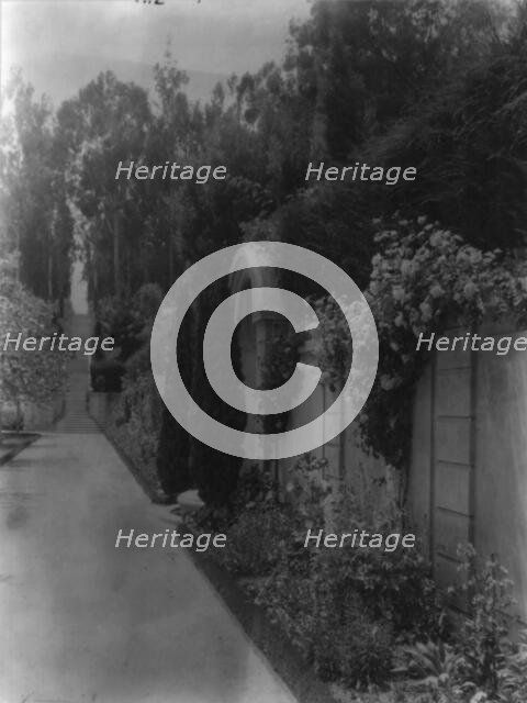 "Villa Rose," Joseph Donahoe Grant house, 2260 Redington Road, Hillsborough, California, 1917. Creator: Frances Benjamin Johnston.