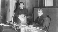 Treasury Dept. employees - Miss Jane Searey and Miss Van Vranken, between 1890 and 1950. Creator: Frances Benjamin Johnston.