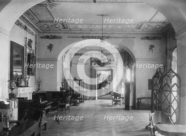 Living room in the Maryino Manor house, Early 1920s. Artist: Anonymous  