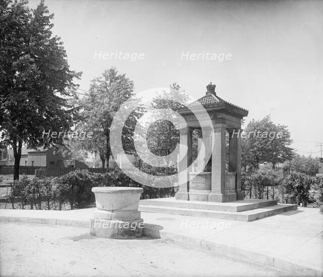 Victoria jubilee fountain, Walkerville, Ont., between 1905 and 1915. Creator: Unknown.