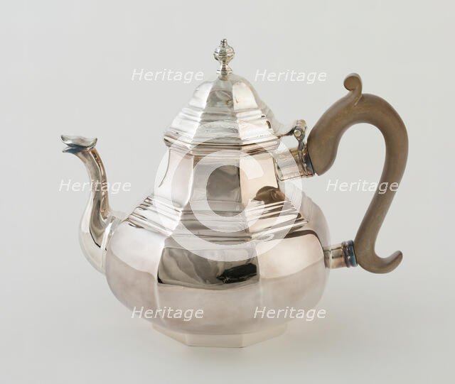 Teapot, London, 1713. Creator: Joseph Ward.