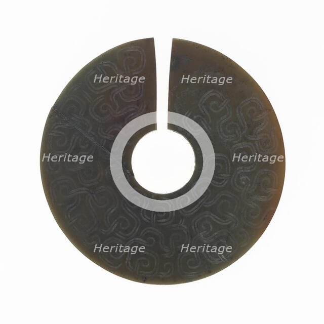 Slit Disc (jue), Eastern Zhou period, 7th century B.C. Creator: Unknown.