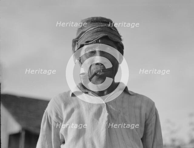 Old Negro, Aldridge Plantation, Mississippi, 1937. Creator: Dorothea Lange.