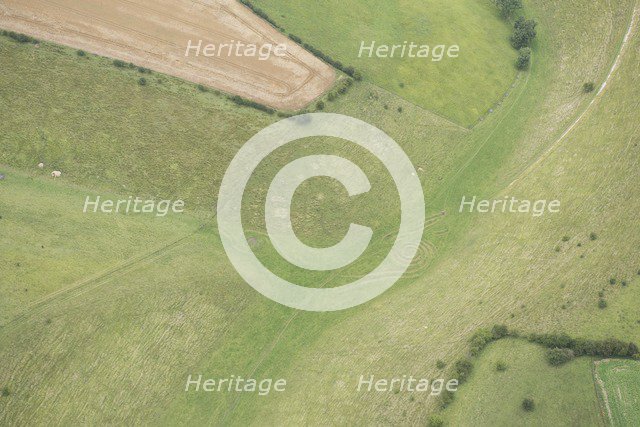 'Waves and Time', earth sculpture by Chris Drury, Wolds Way, Thixendale, North Yorkshire, 2017. Creator: Historic England Staff Photographer.