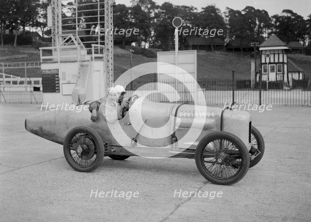 Talbot-Darracq of Jean Chassagne, JCC 200 Mile Race, Brooklands, 1922. Artist: Bill Brunell.