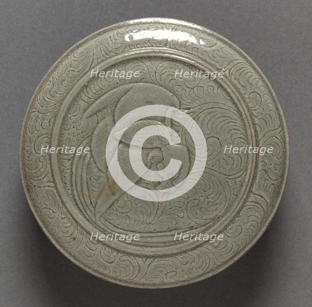 Covered Box: Yue Ware (lid), 907-960. Creator: Unknown.