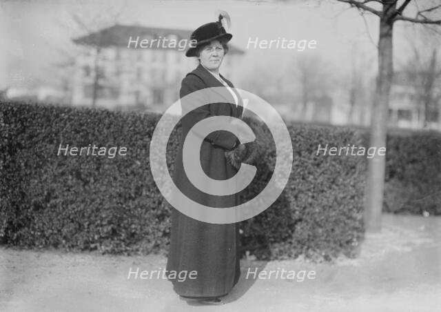 Mrs. Simon, 1915. Creator: Bain News Service.