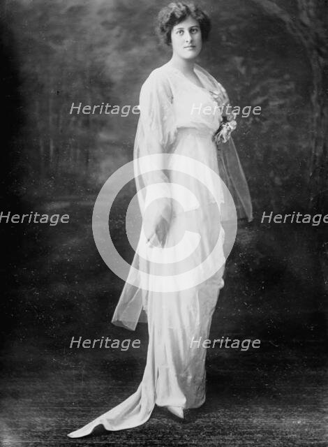 (Marjorie A. Vreeland) Mrs. G.E. Von Gal, between c1910 and c1915. Creator: Bain News Service.