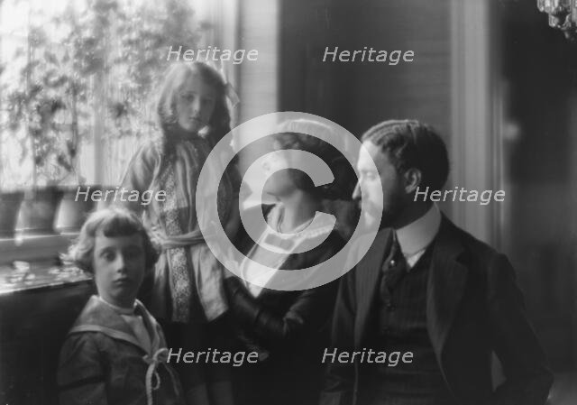 Hellman, George S., Mr., and family, portrait photograph, 1913. Creator: Arnold Genthe.
