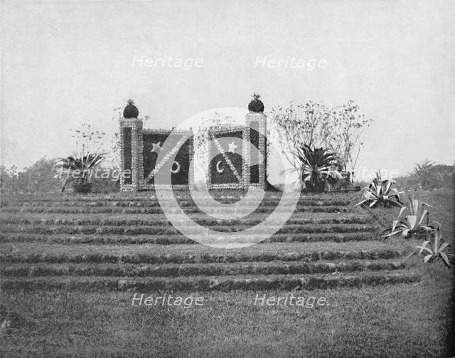 "Gates Ajar", Washington Park, Chicago', c1897. Creator: Unknown.