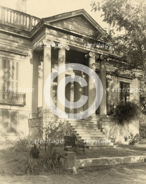 Richmond, Natchez, Adams County, Mississippi, 1938. Creator: Frances Benjamin Johnston.