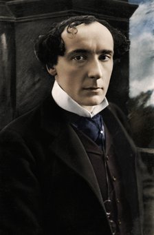 Harry Brodribb Irving (1870-1919), English actor, early 20th century. Artist: Vandyk.