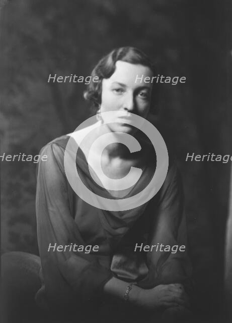 Miss Carol Paine, portrait photograph, 1933 Apr. 28. Creator: Arnold Genthe.