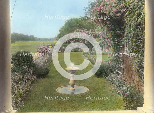 "Westlawn," Edward Tiffany Dyer house, Great Plains Road, Southampton, New York, 1914. Creator: Frances Benjamin Johnston.