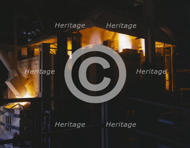 Owens-Corning Fiberglas Corp., Toledo, Ohio, 1942. Creator: Alfred T Palmer.