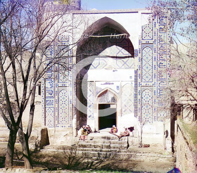 Main entrance into Shakh-i Zindeh mosque, Samarkand, between 1905 and 1915. Creator: Sergey Mikhaylovich Prokudin-Gorsky.
