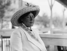 Horse Shows - Mrs. J.W. Converse, 1912. Creator: Harris & Ewing.