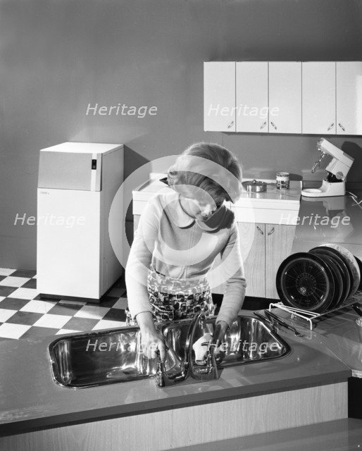 Kitchen scene, Warwick, Warwickshire, 1966. Artist: Michael Walters