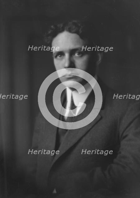 Duquesne, Mr., portrait photograph, 1913. Creator: Arnold Genthe.