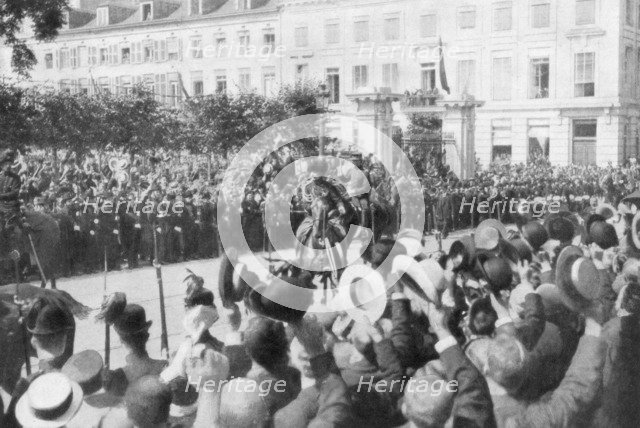 Albert I of Belgium on the way to parliament, 1914. Artist: Unknown